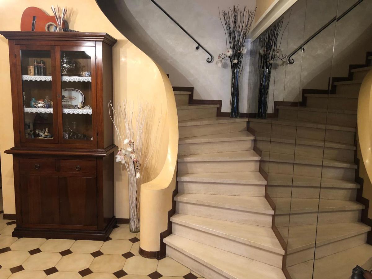 Casa Ceragioli Viareggio Exterior foto